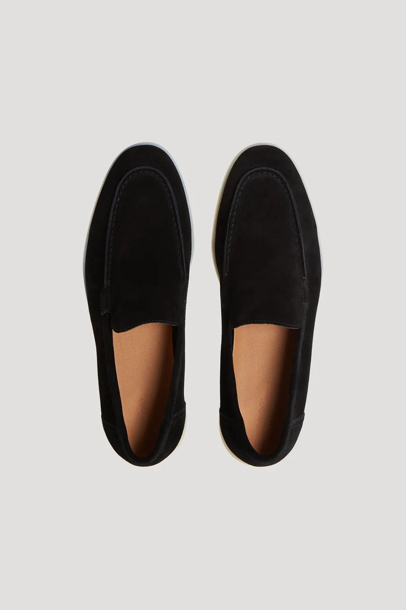 The Classic Low Loafer