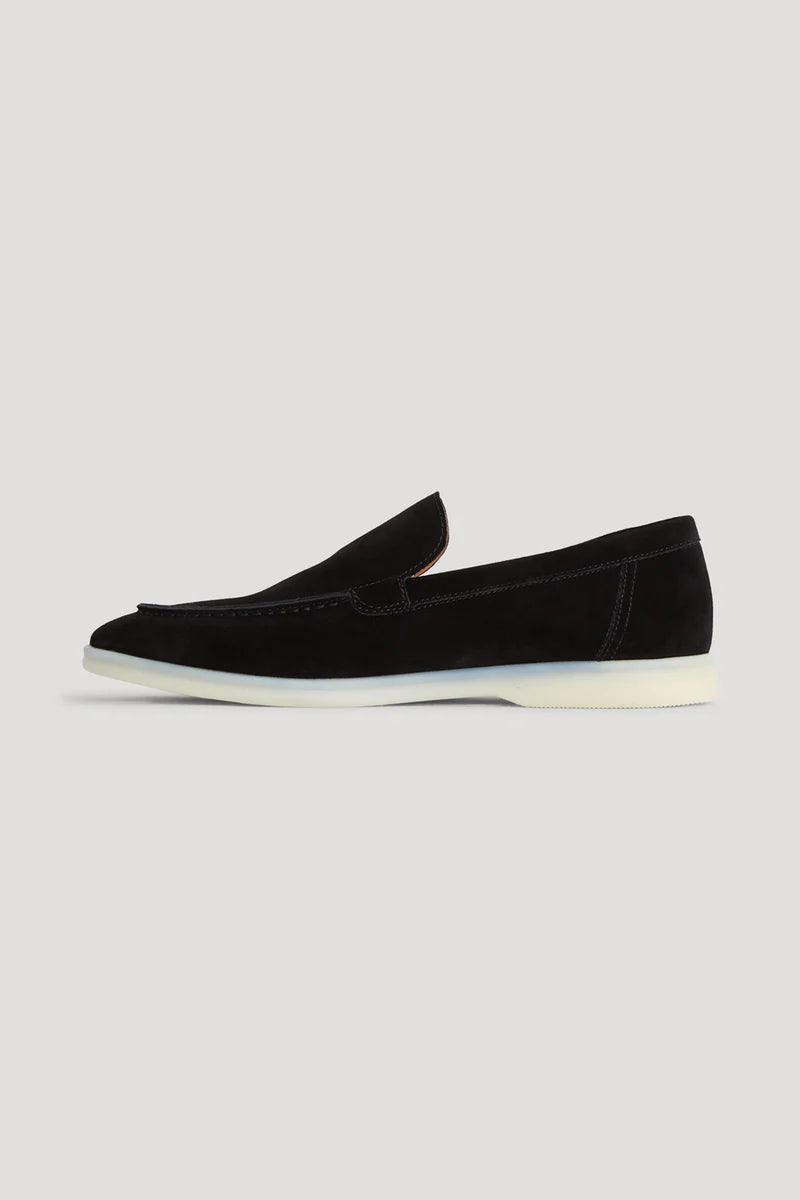 The Classic Low Loafer